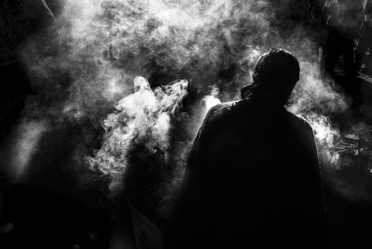 至尊神位，英雄崛起与神秘冒险的延续
