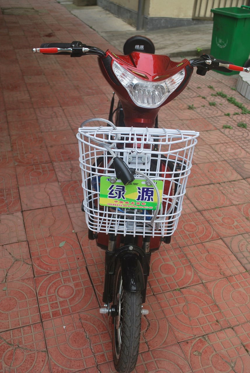 雅迪电动车，探索绿色出行，无限可能的旅程